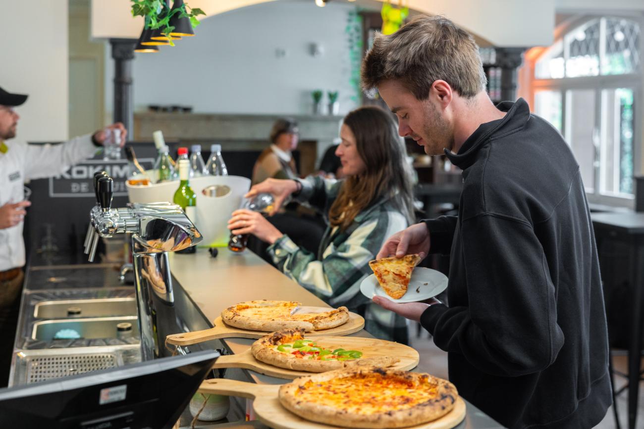 Pizza Sharing Kokima De Kluis 