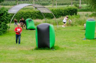 Teambuilding buiten Castle Trophy - Lasershooting